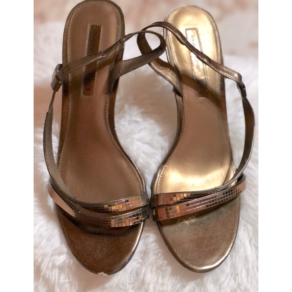 Antique Copper Bandolino Pumps
